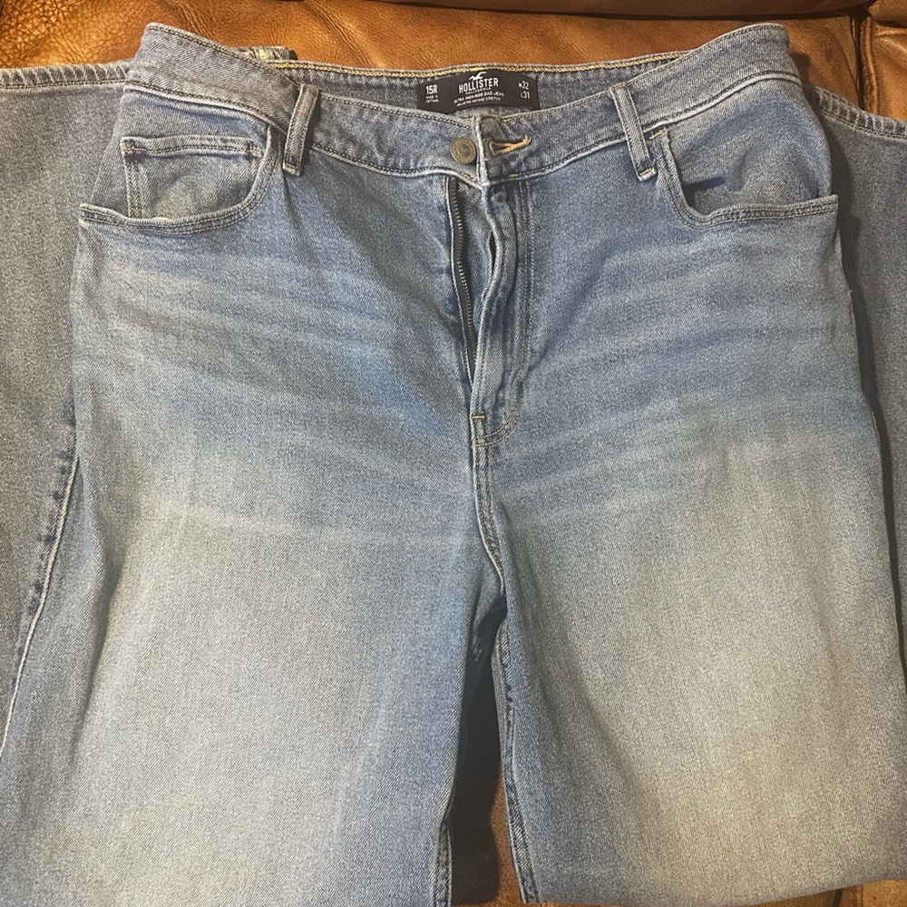 Hollister Ultra High Rise Dad Jean 15R w32 L31 tall GIRLS JUNIORS LADIES